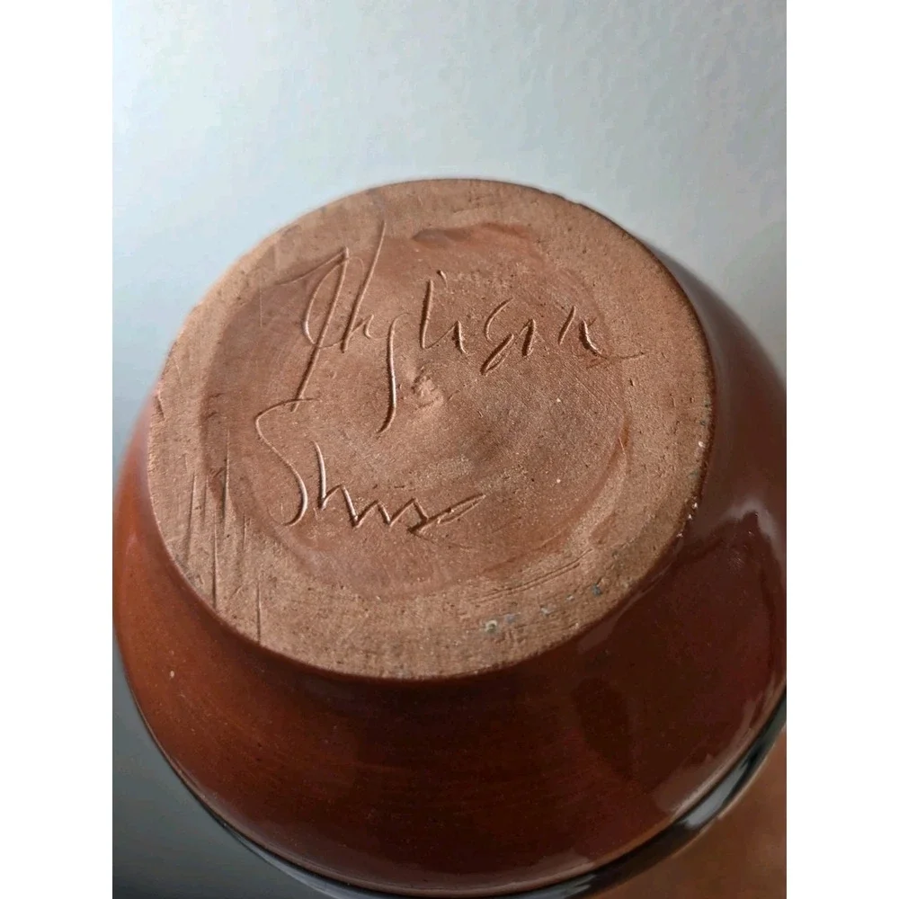 Small‎ Glazed Native American Pottery Geometric Design Signed